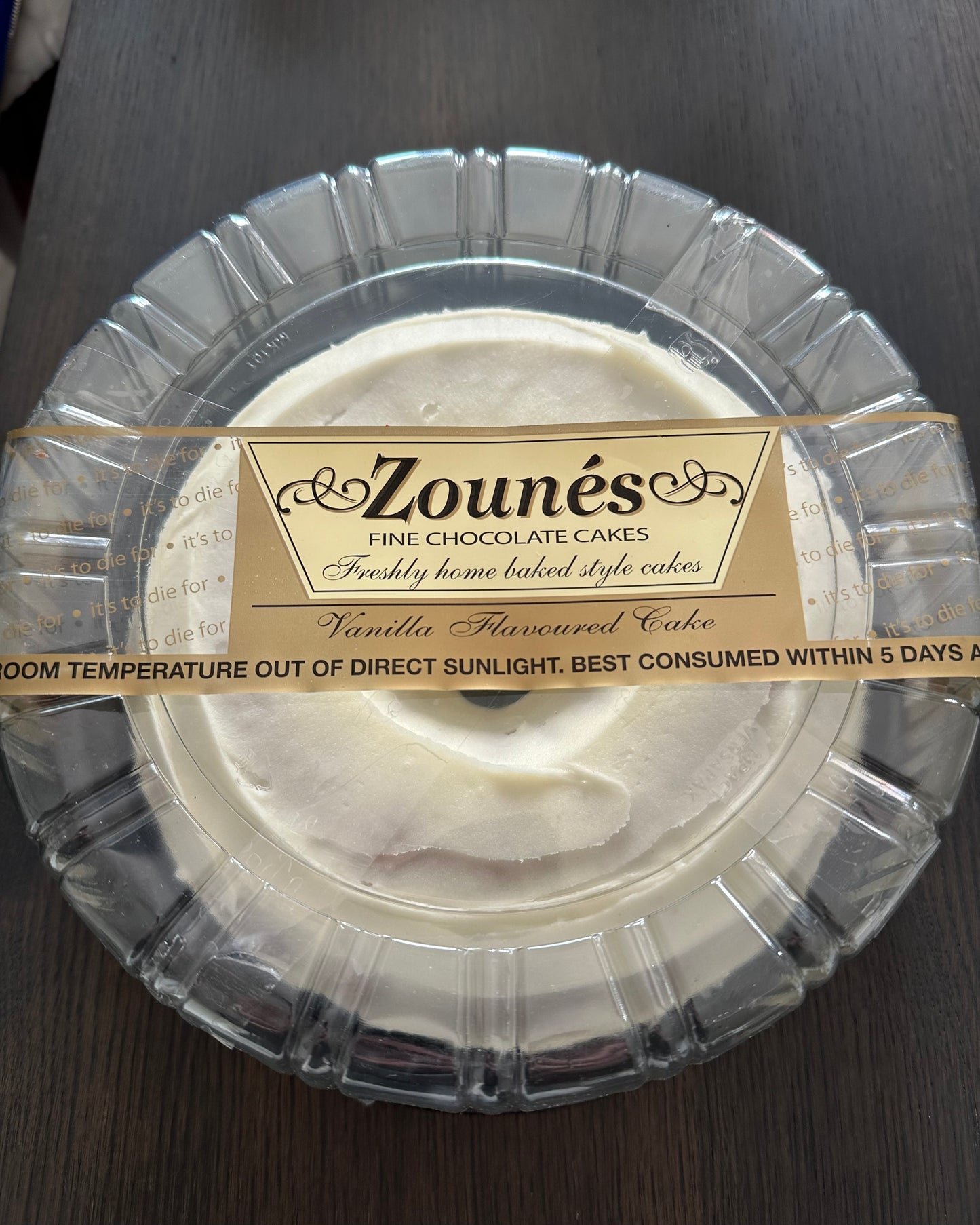 Large Zounés Cakes (1.35kg)
